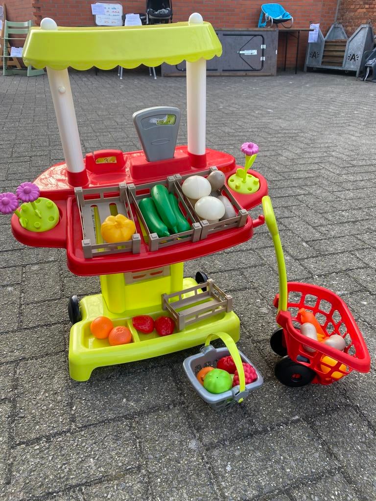 Winkeltje met toebehoren, Ophalen, Gebruikt