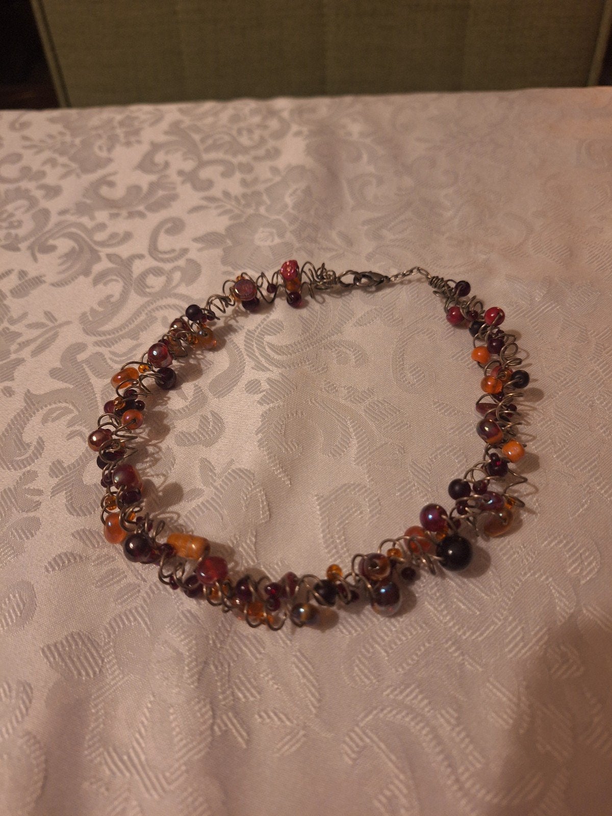 ketting kort in de hals, Bijoux, Sacs & Beauté, Enlèvement, Comme neuf, Autres couleurs, Synthétique ou Plastique