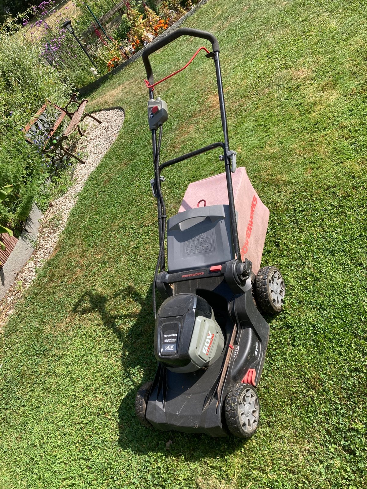 Grasmaaier op elektrische batterij, Ophalen, Cirkelmaaier, Gebruikt, Accu-grasmaaier
