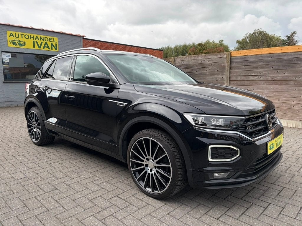 Volkswagen T-Roc 1.5 TSI R-line DSG automatique, Autos, Achat, Entreprise, https://public.car-pass.be/vhr/9dbf6639-f586-4944-a44f-eec6b94599d8