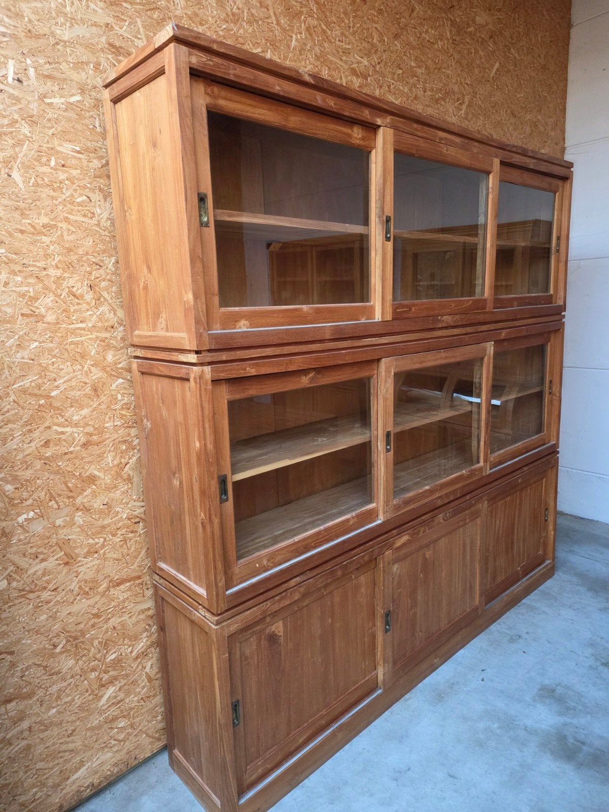 Mooie massief teakhouten buffetkast/vitrinekast 230cm, Ophalen