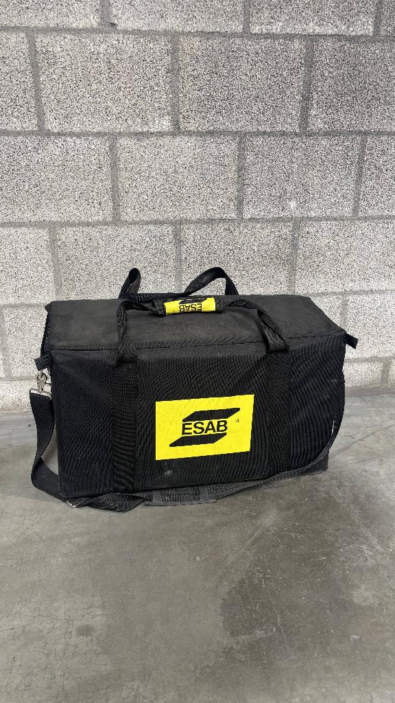 ESAB lasapparaat + kabels en draagtas - zeer goede staat, Doe-het-zelf en Bouw, Gereedschap | Lasapparaten, Ophalen, Zo goed als nieuw