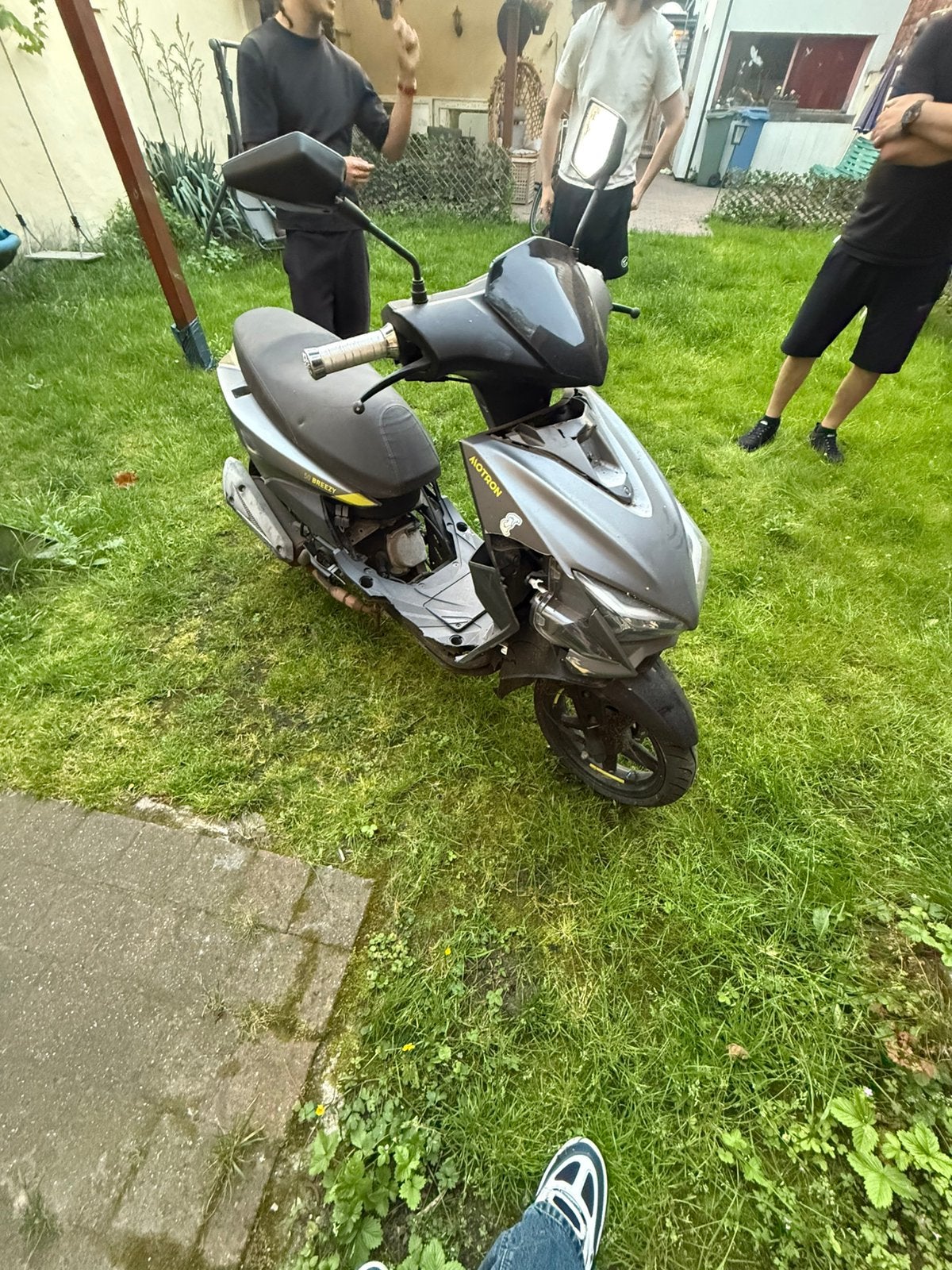 50cc breezy scooter, Ophalen, Zo goed als nieuw