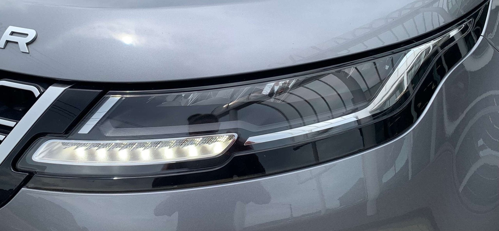 Land Rover Range Rover Evoque 2.0 D150 / NEW MODÈLE / GPS /, Autos, Land Rover, Cuir, Argent ou Gris, Achat, Boîte manuelle