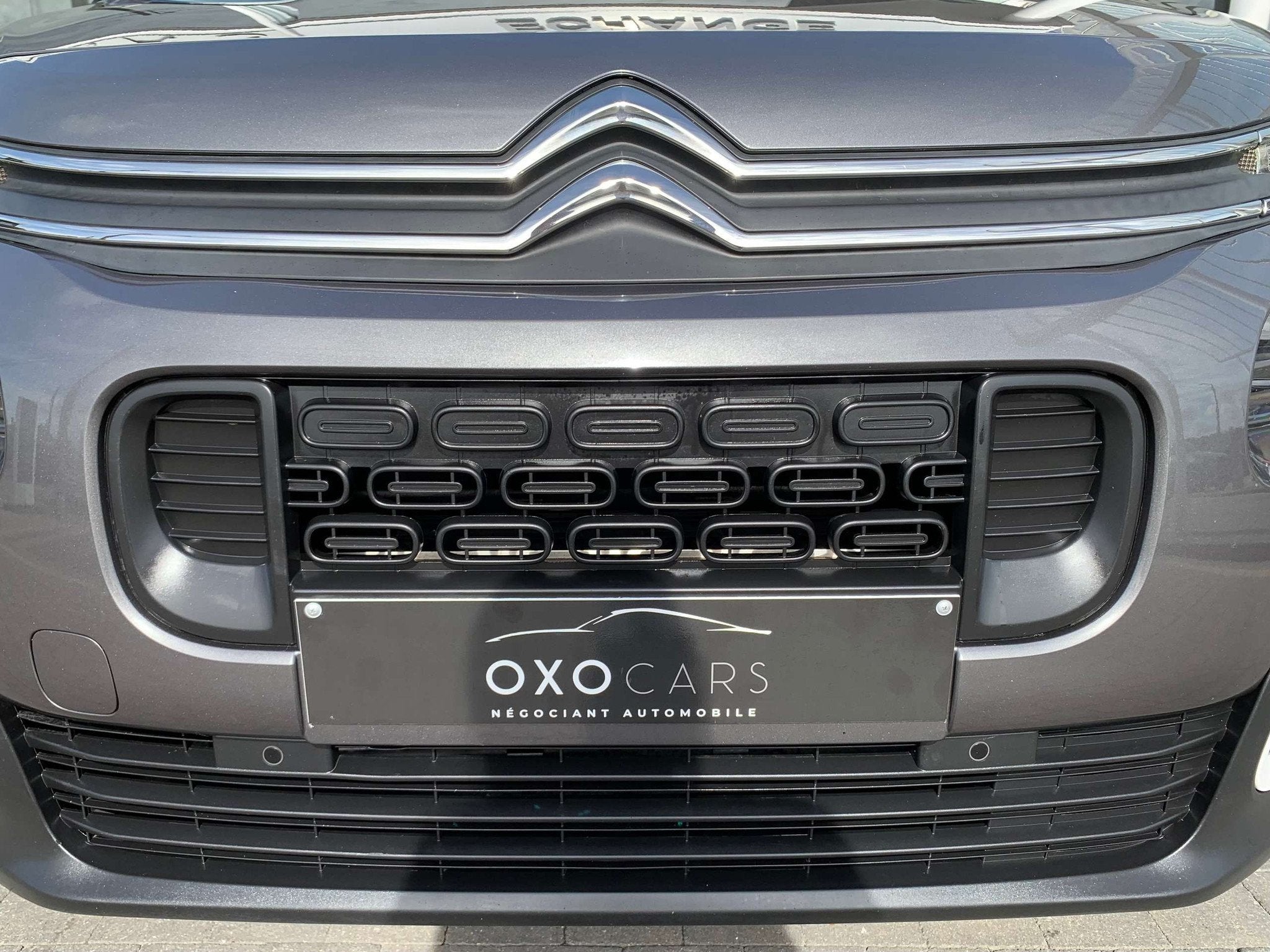 Citroën Berlingo 1.2 ESSENCE LIVE 110CV / 5 PLACES / GRAND, Argent ou Gris, Achat, Euro 6, Entreprise