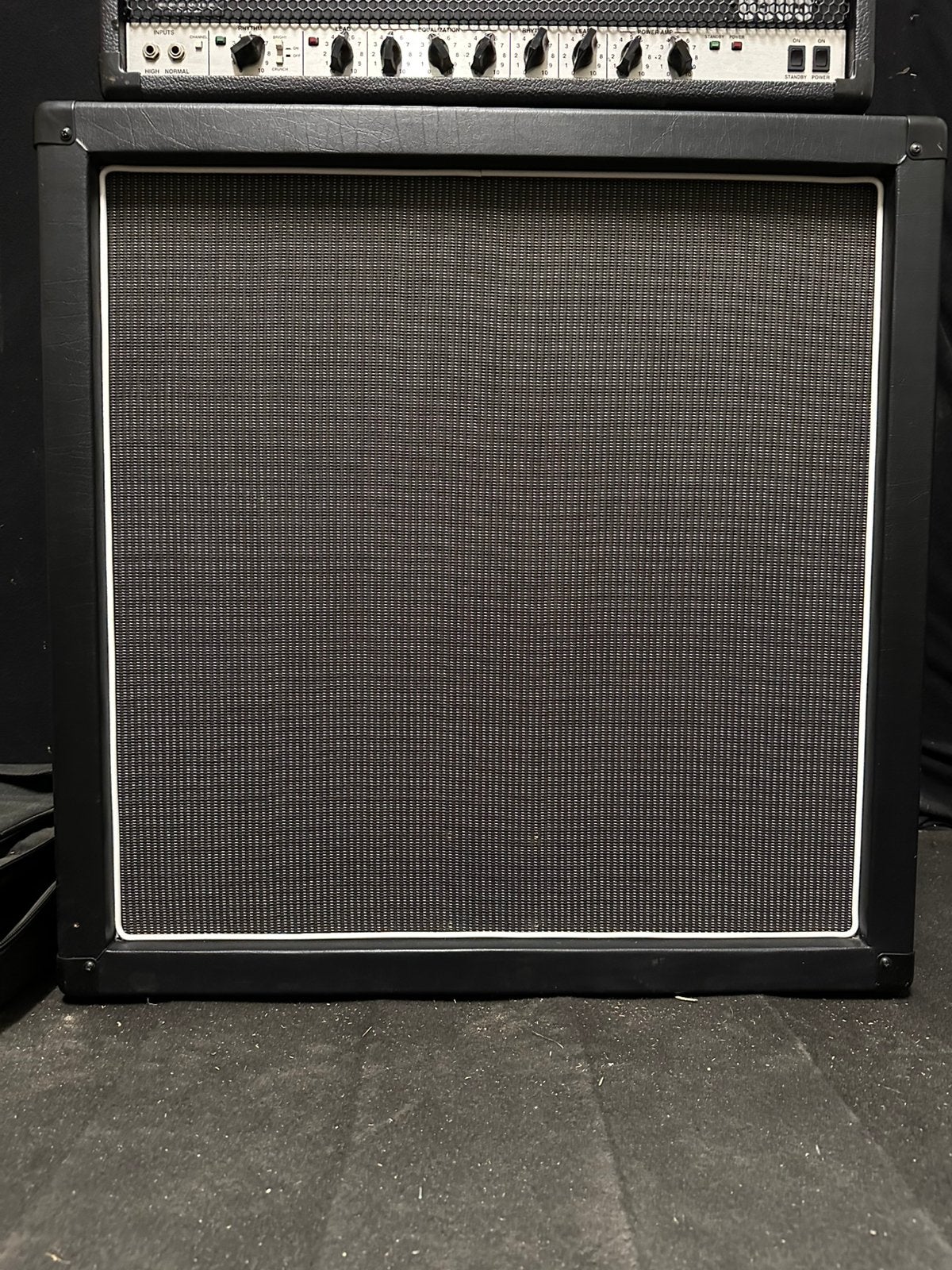 Box toxic cab v30, Enlèvement, Comme neuf