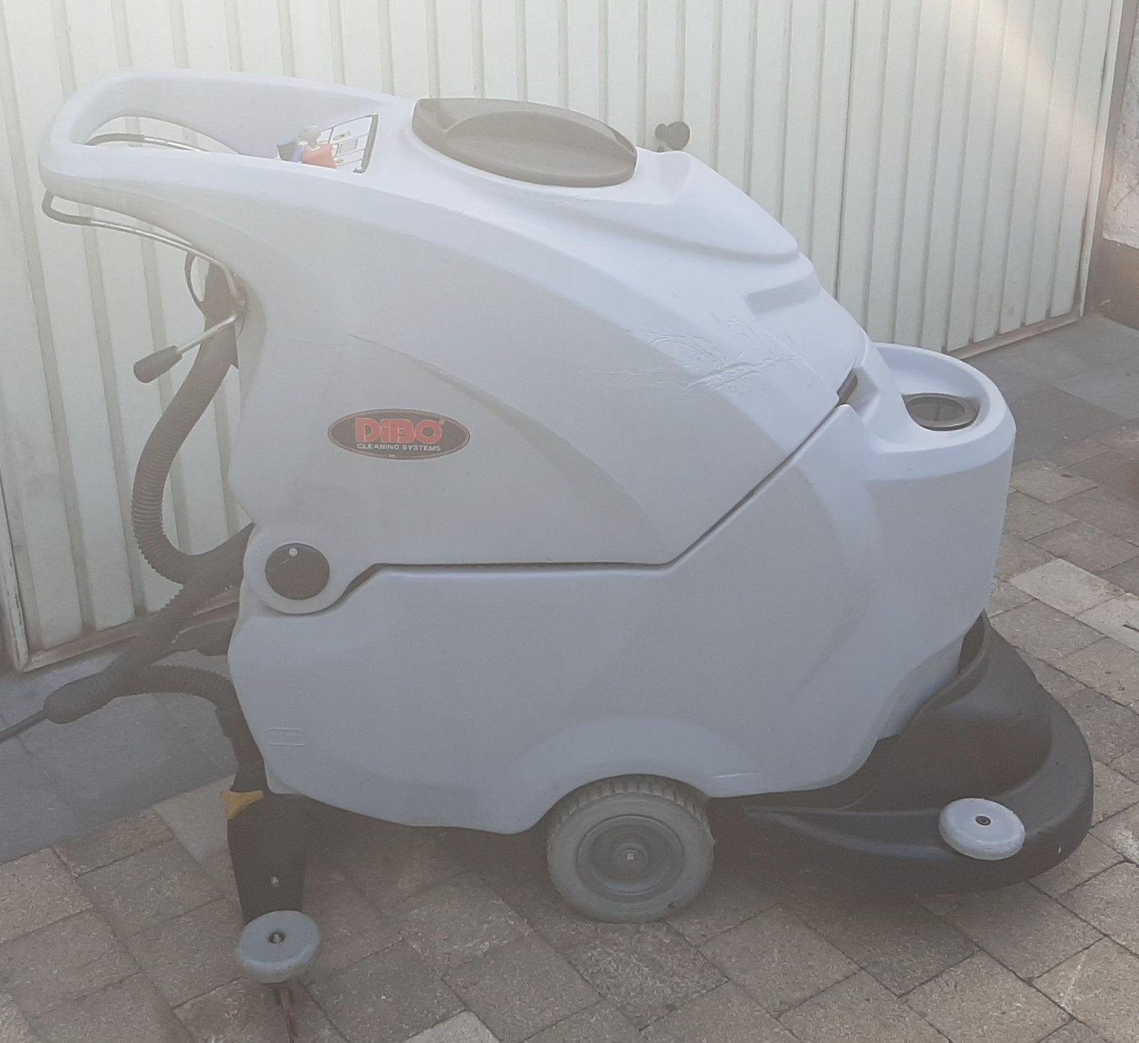 Heel nette en perfect werkende schrob-dweiltoestel ., Doe-het-zelf en Bouw, Reinigingsmachines, Ophalen of Verzenden