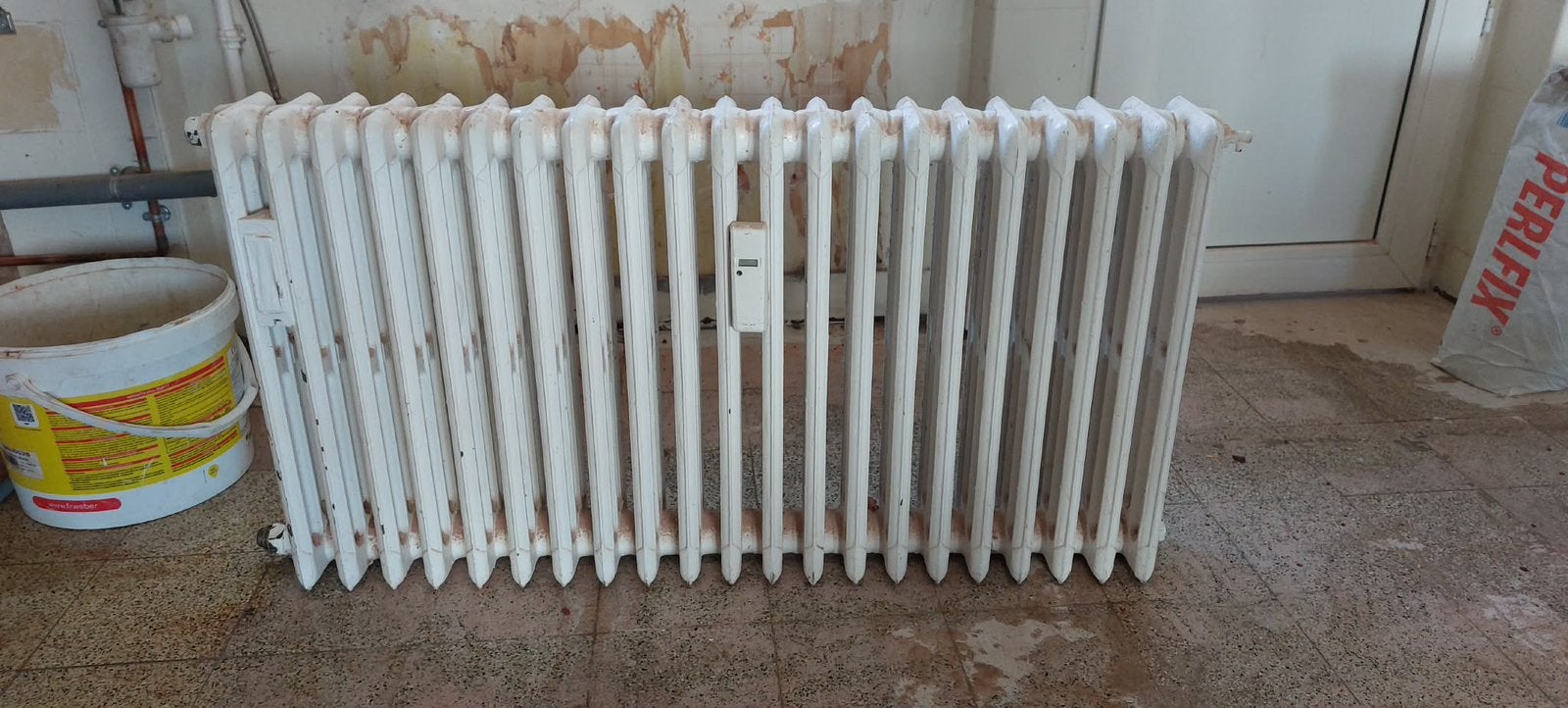 Radiateur fonte, Bricolage & Construction, Enlèvement, Utilisé, Radiateur