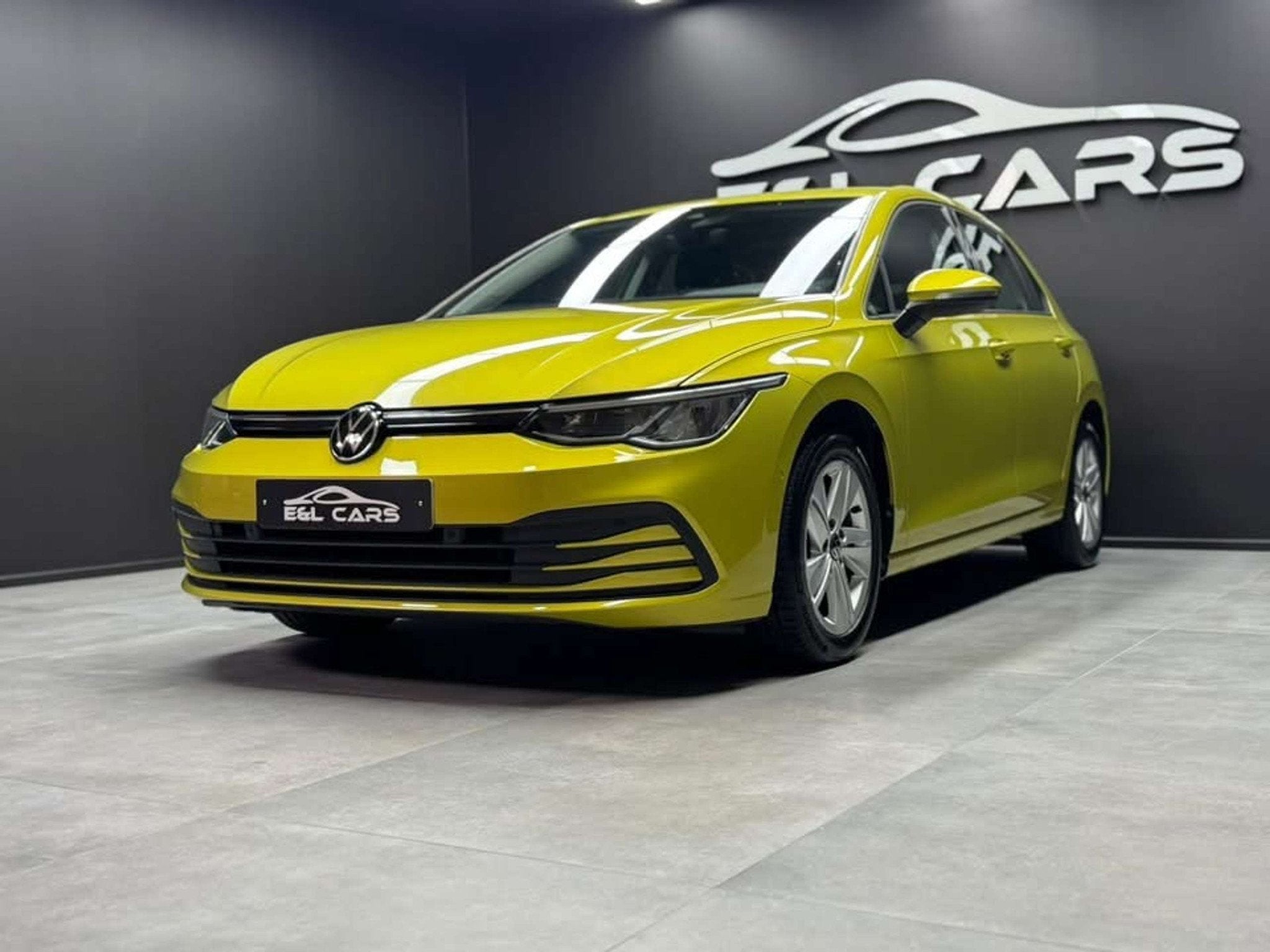 Volkswagen Golf Golf 1.5 eTSI DSG *12 mois de garantie*, Autos, Achat, Entreprise, Jaune, 5 portes