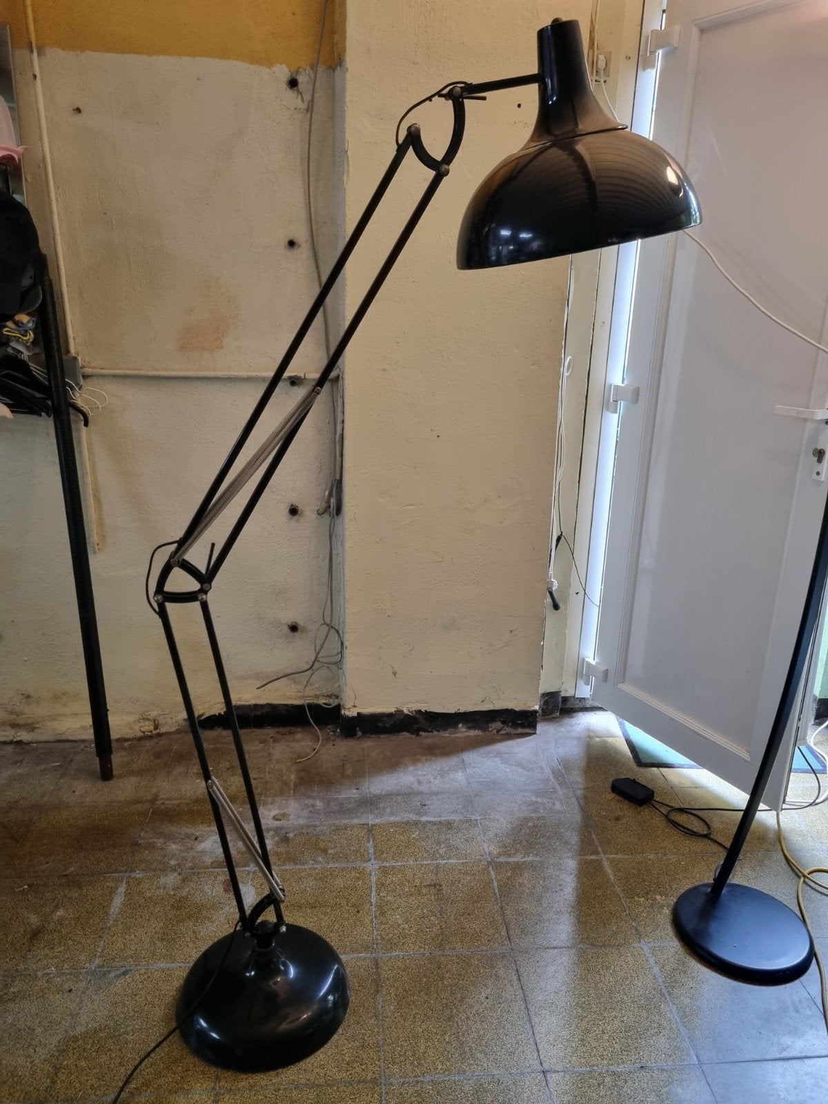 industriële vloerlamp, Ophalen, Gebruikt