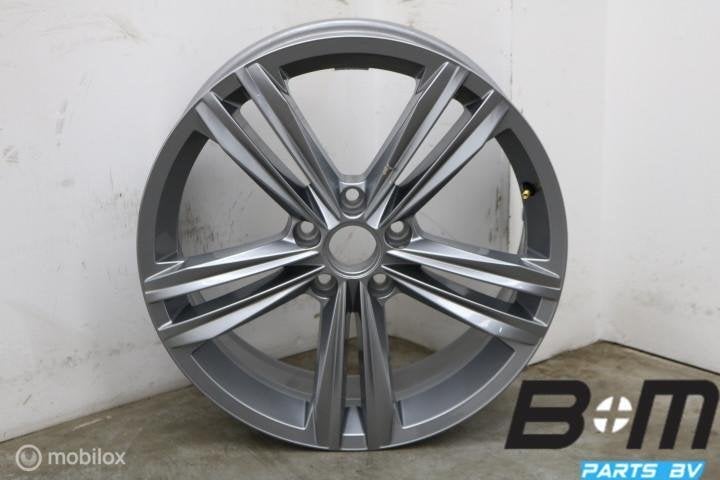 Org. 1 losse 18 inch Sebring velg VW Tiguan 5NA 5NA601025M, Auto-onderdelen, Banden en Velgen, Gebruikt, Velg(en)