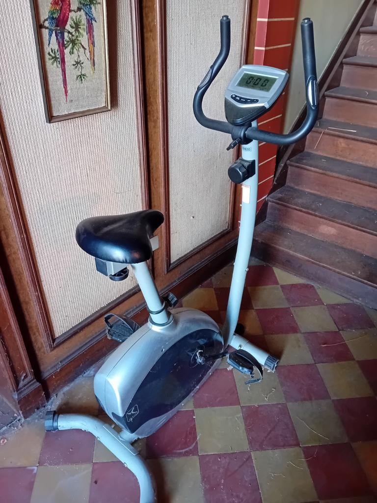 Dominos hometrainer VM630, Jambes, Enlèvement, Utilisé, Vélo d'appartement