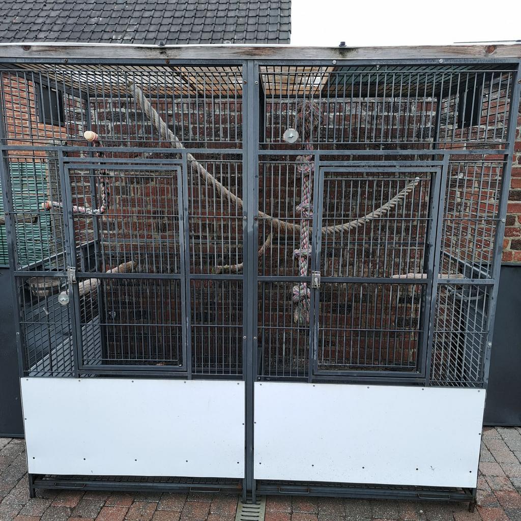 Grote vogel/papegaaienkooi, Dieren en Toebehoren, Ophalen, Zo goed als nieuw, Vogelkooi