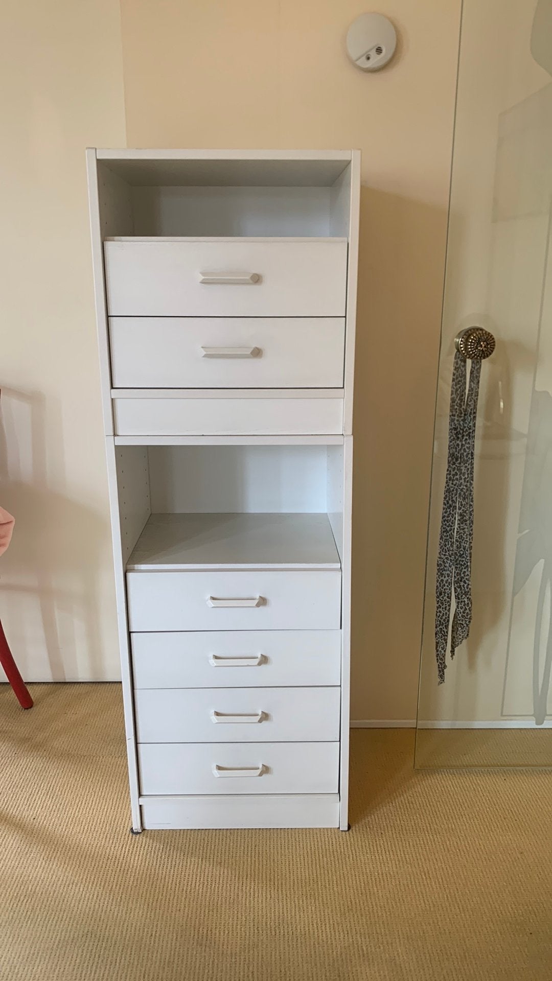 Witte schuivenkast van 140 hoog., Huis en Inrichting, Ophalen, Minder dan 50 cm, Gebruikt, 3 of 4 laden