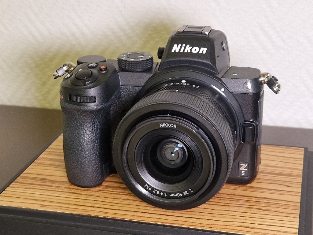 Nikon Z5+Z Nikkor 24-50 mm f/4.0-6.3 (DÉMO), Manuel, Enlèvement ou Envoi, Stroombaan 14 1181 VX Amstelveen Nederland, Comme neuf