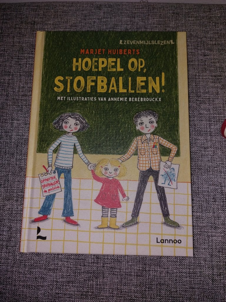 Hoepel op, stofballen! (Marjet Huiberts), Livres, Livres pour enfants | Jeunesse | Moins de 10 ans, Enlèvement ou Envoi, Neuf