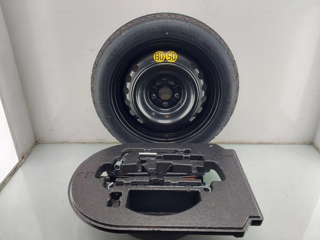 DIVERSEN Toyota Corolla Cross (|4261B42010|911116041|), Auto-onderdelen, Overige Auto-onderdelen, Toyota, Gebruikt