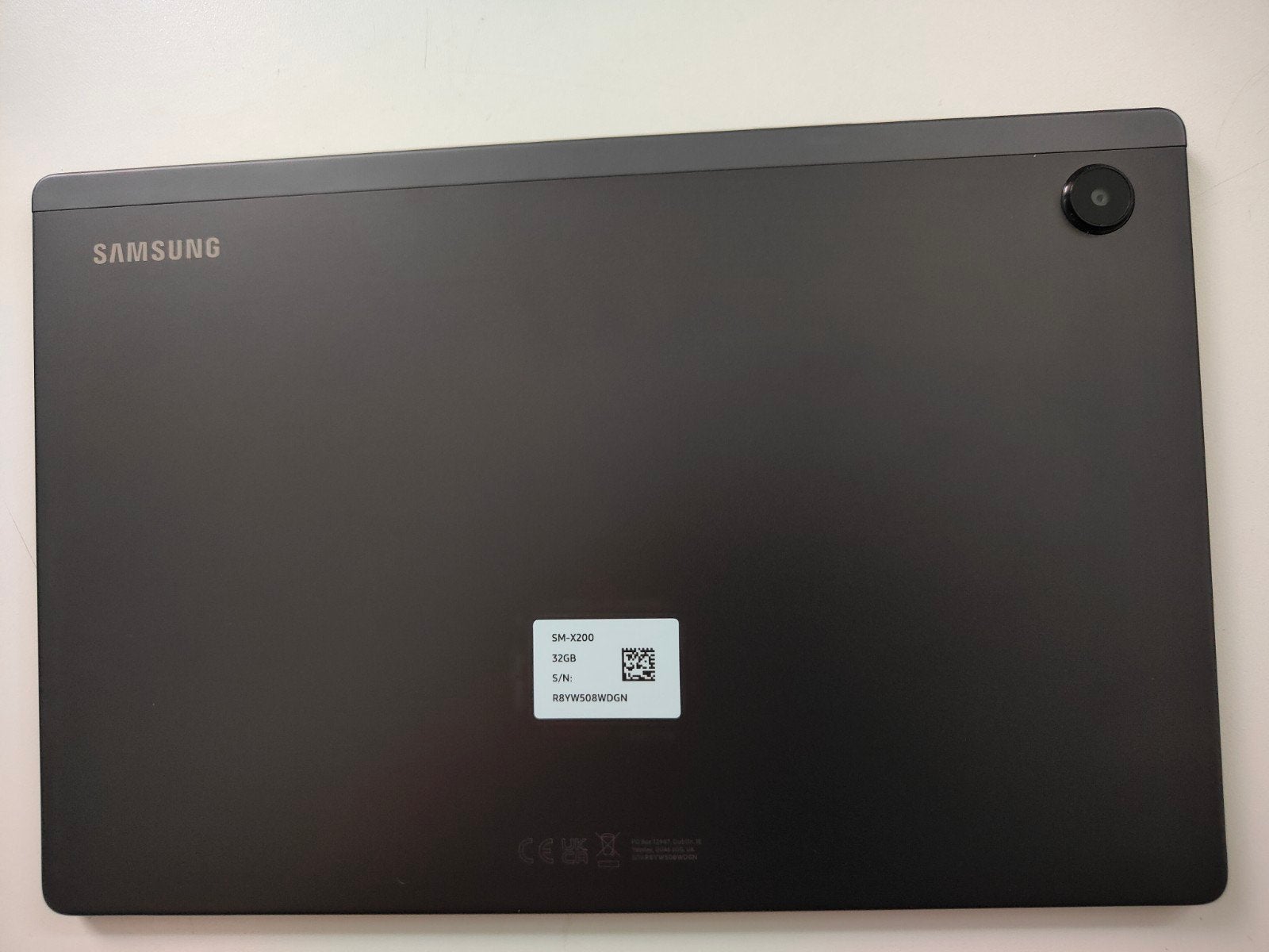 Samsung A8 32g tablette met grijze accessoires, Computers en Software, Android Tablets, Ophalen, 32 GB, Zo goed als nieuw, Samsung Galaxy Tab