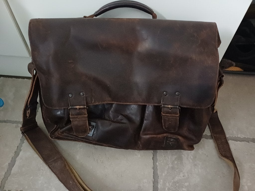 Boekentas leder, Ophalen, Gebruikt, Leer