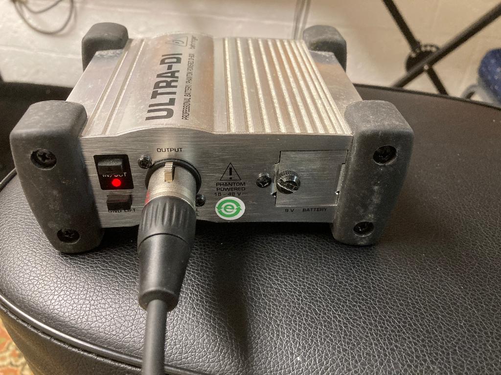 Behringer Ultra DI-100, Ophalen of Verzenden, Gebruikt, Overige typen