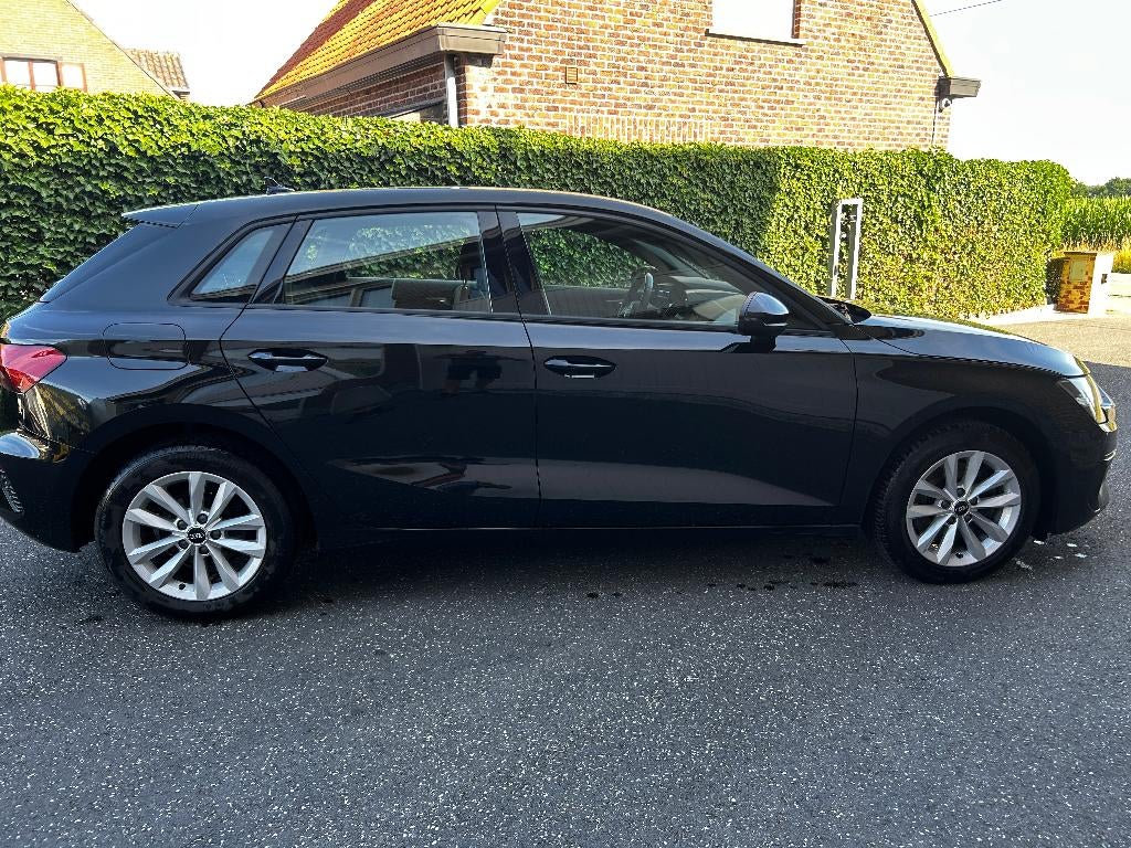 Audi A3 30TFSI NIEUW MODEL * GARANTIE *, Auto's, Voorwielaandrijving, Dealer onderhouden, Stof, https://public.car-pass.be/vhr/ecc269a1-fdcd-4054-80be-02471e77d8b1
