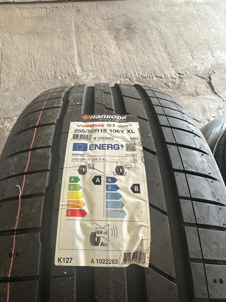 Nieuwe set kumho banden 255/50/18, Auto-onderdelen, Banden en Velgen, Ophalen, 18 inch, 255 mm, Nieuw