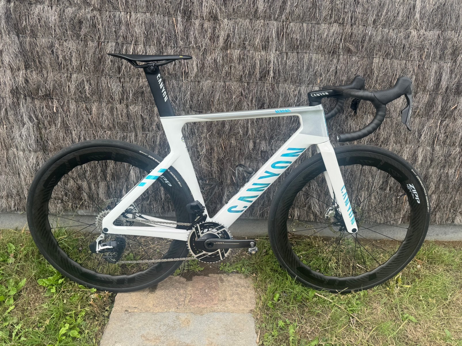 Zipp 454nsw carbon wielen, Vélos & Vélomoteurs, Enlèvement, Comme neuf, Carbone