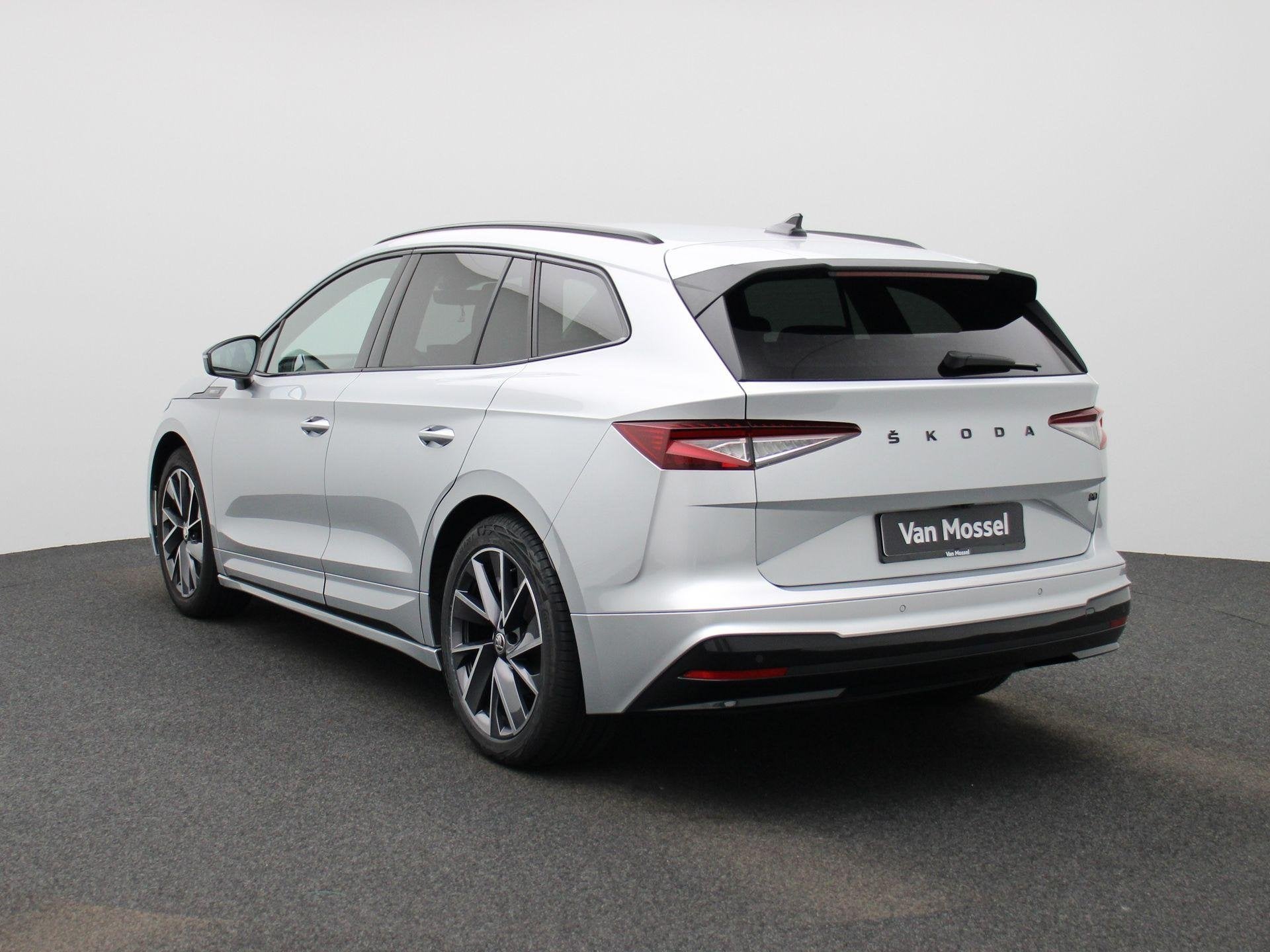 Skoda Enyaq iV 80 Sportline (automatique), Autos, Skoda, https://public.car-pass.be/vhr/a12b4a02-737d-4da6-b04c-8ae7c394b7da, Achat