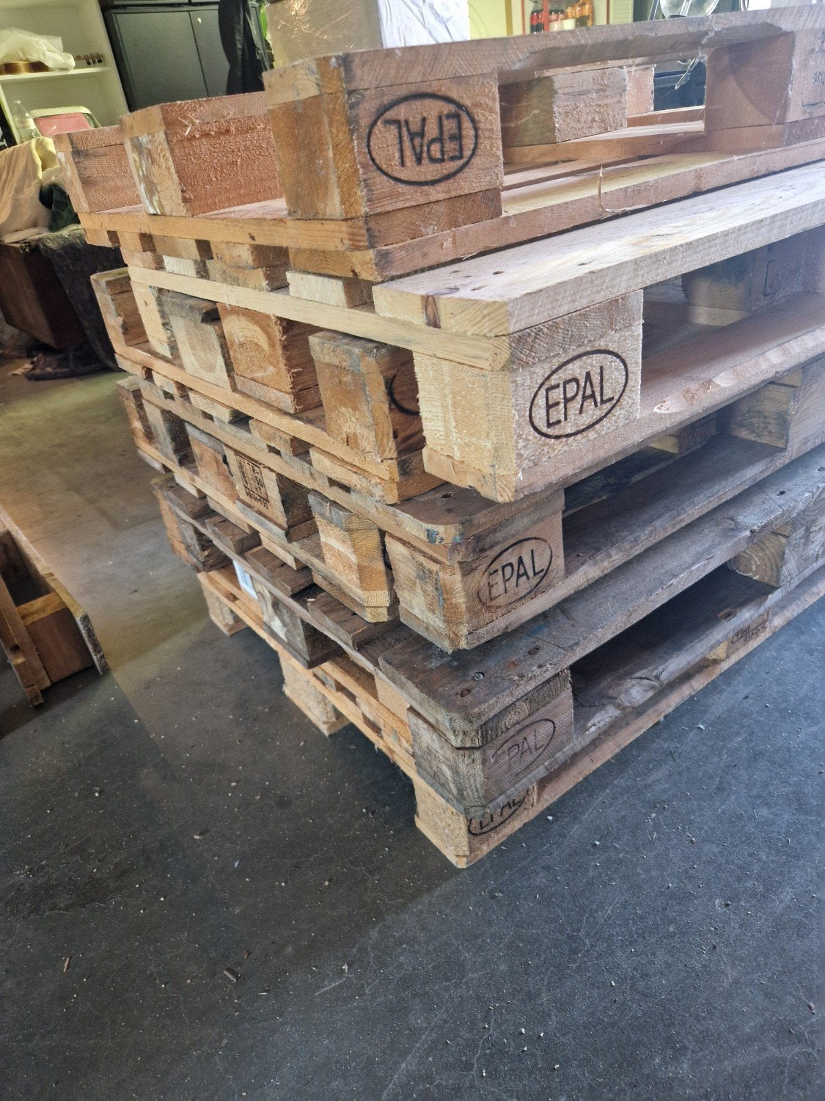 europallets, Bricolage & Construction, Bois & Planches, Enlèvement