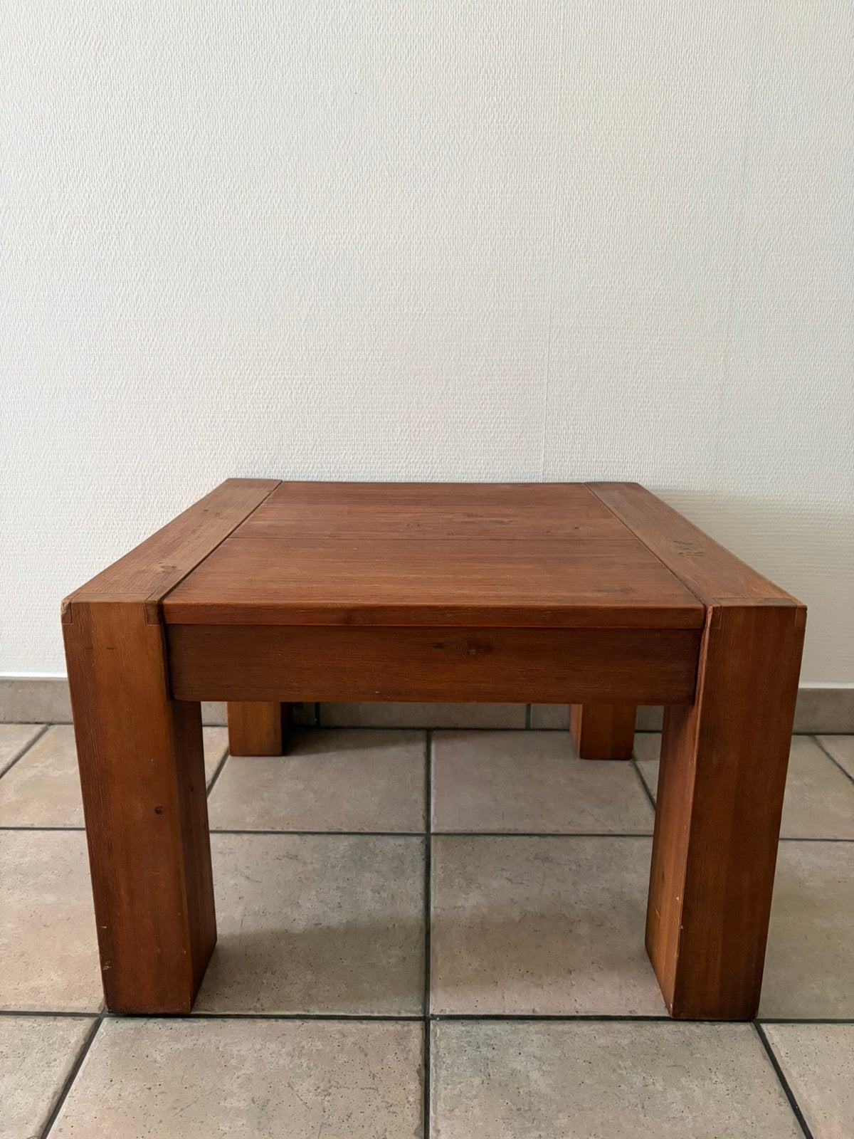 Houten bijzettafel, Huis en Inrichting, Tafels | Salontafels, Ophalen, Gebruikt, 50 tot 100 cm, Vierkant