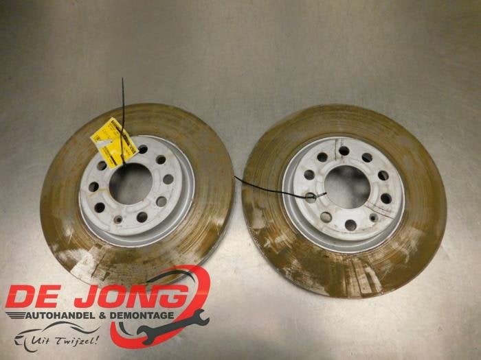 Disque de frein avant d'un Volkswagen Golf, Autos : Pièces & Accessoires, Volkswagen, -, 3 mois de garantie, Utilisé