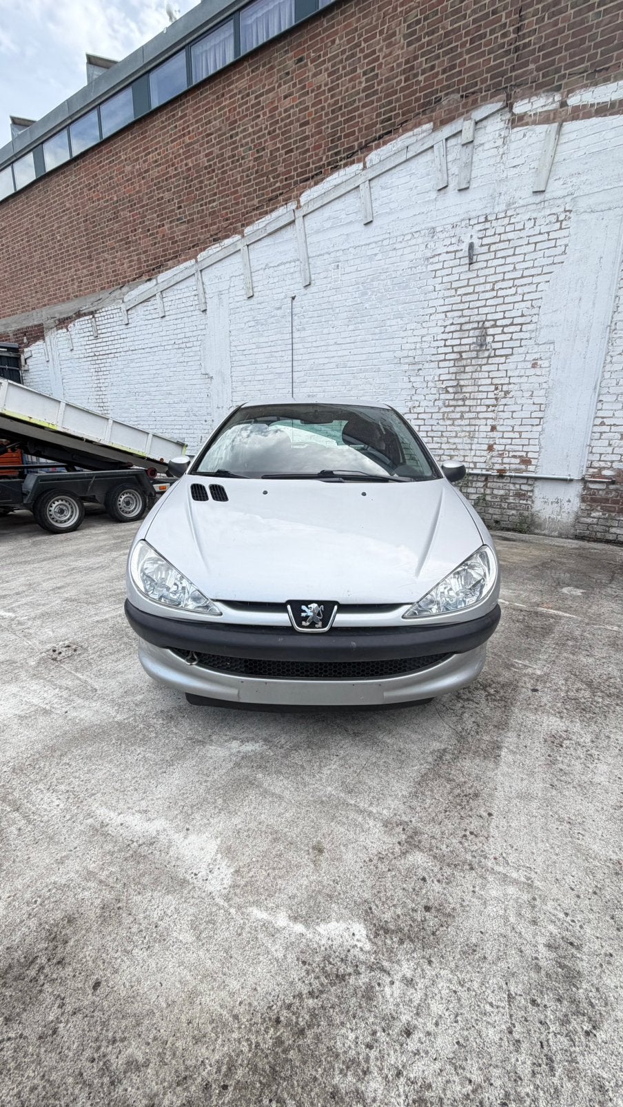 Peugeot 206 36dkm Manual Gekeurd Voor Verkoop BENZINE 2007, Auto's, Zwart, 4 cilinders, Bedrijf, 1400 cc