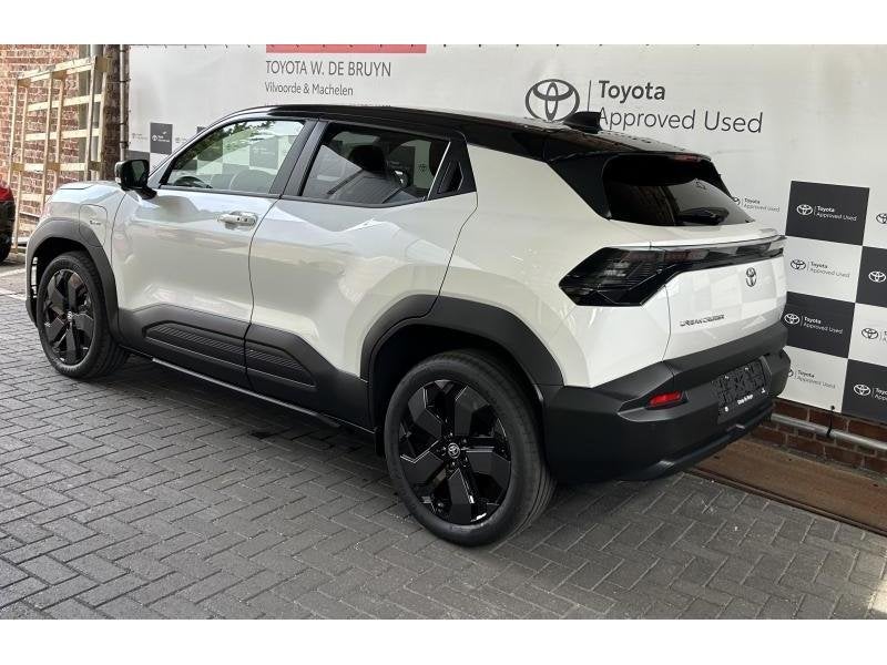 Toyota Urban Cruiser Style, Automaat, Zwart, https://public.car-pass.be/vhr/831ce188-4682-48b9-968b-bfbc7b0dfde6, Wit