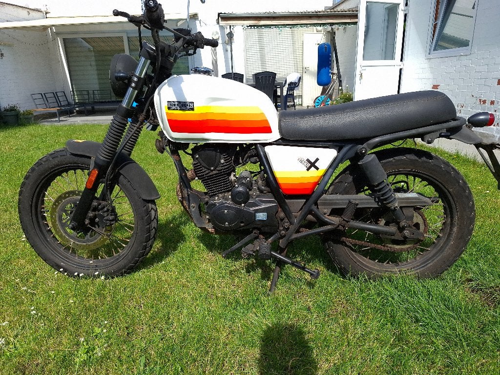 Brixton 125, Motos, Enlèvement, 1 cylindre, Jusqu'à 11 kW