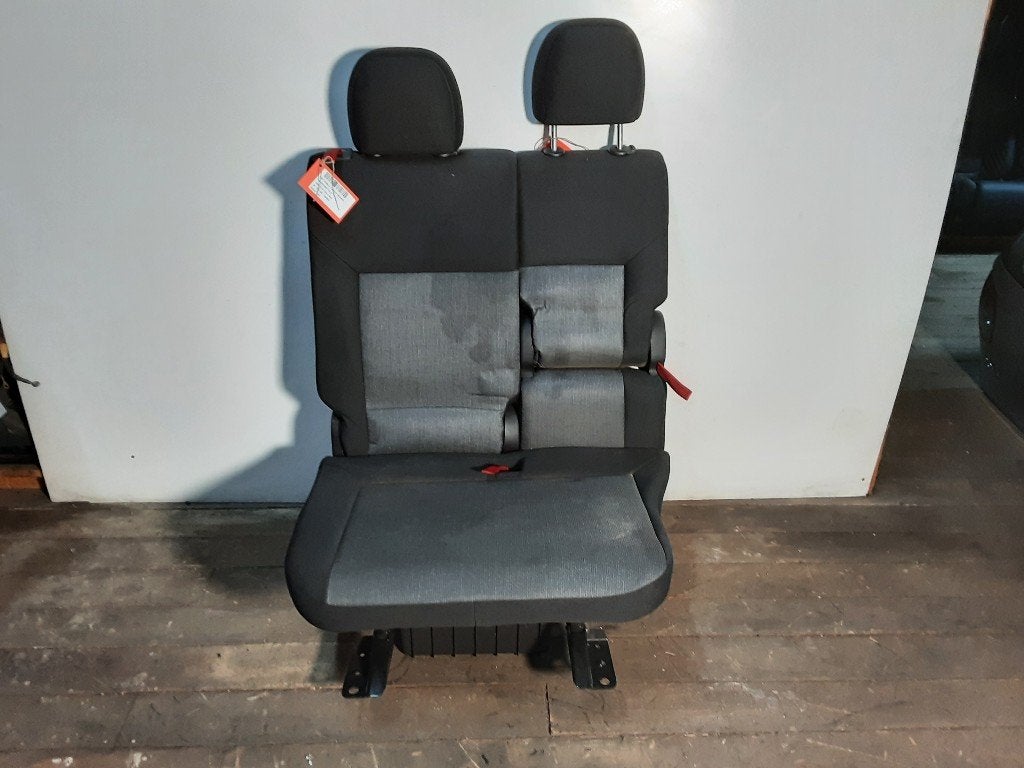 SIEGE AVANT DROIT ( PASSAGER ) Doblo Cargo (263) (263AXP1B), Autos : Pièces & Accessoires, Mevr. I. Hauben, Utilisé, Fiat, Rue de l'Espoir 34 34
4030  GRIVEGNÉE, BE