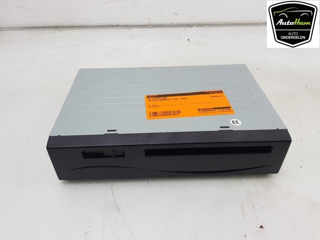 CD WISSELAAR Toyota Avensis Wagon (T25 / B1E), Auto-onderdelen, Gebruikt, Toyota