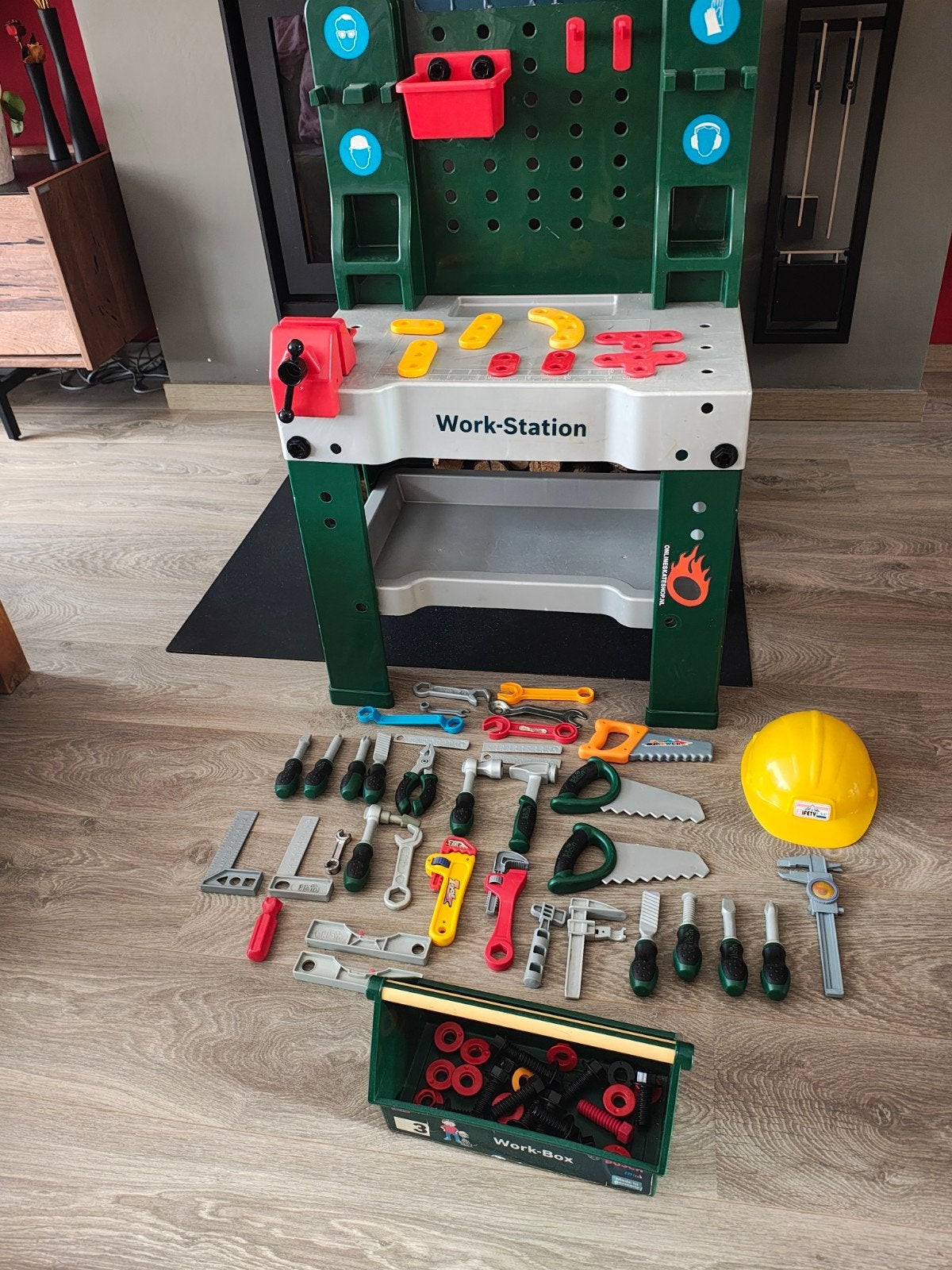 Werkbank met gereedschap, Enfants & Bébés, Jouets | Tables de jeux, Enlèvement, Utilisé