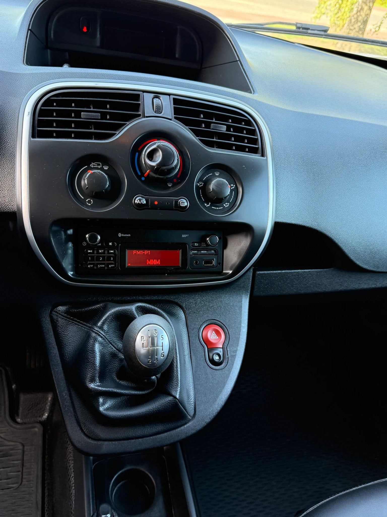 RENAULT KANGOO 2019/EURO6/EXCELLENT ÉTAT/134027KM/, Autos, 80 ch, Achat, Entreprise, 2 places