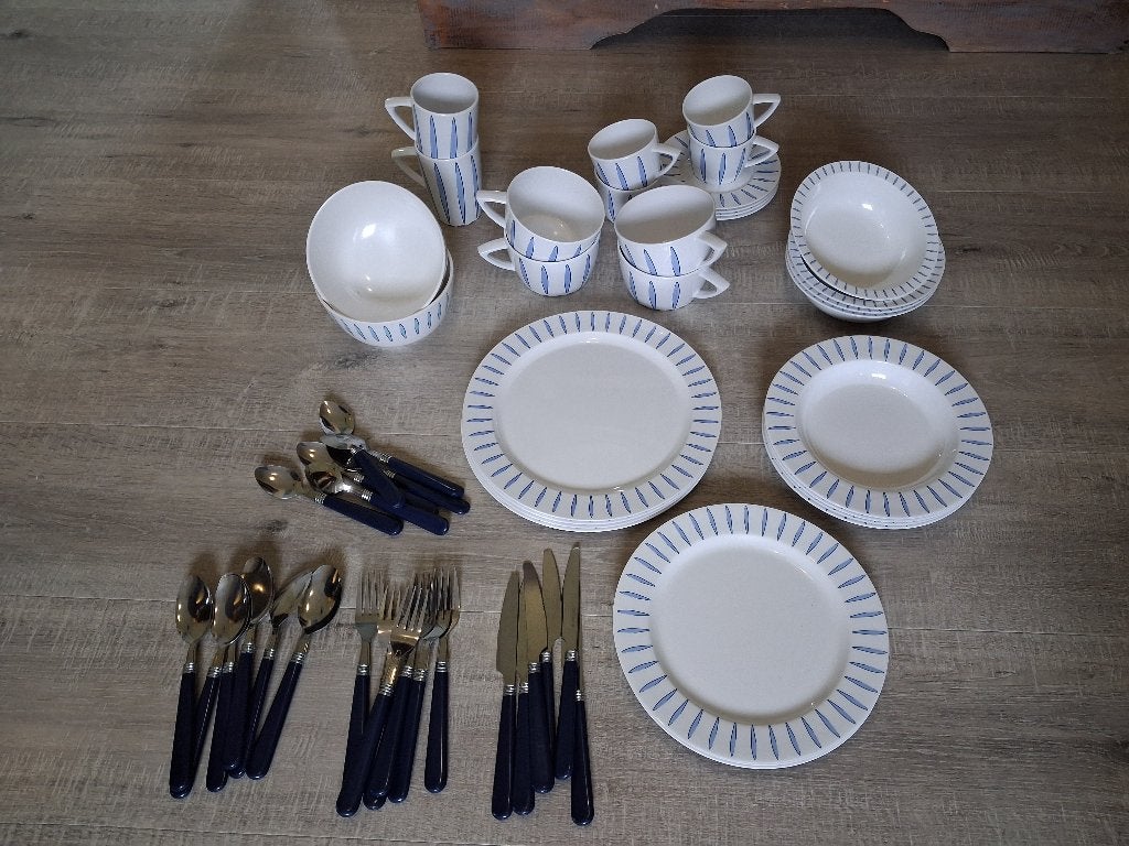 groot set (56stuks) kampeer servies mepal - rosti melamine, Caravanes & Camping, Accessoires de camping, Comme neuf, Enlèvement ou Envoi
