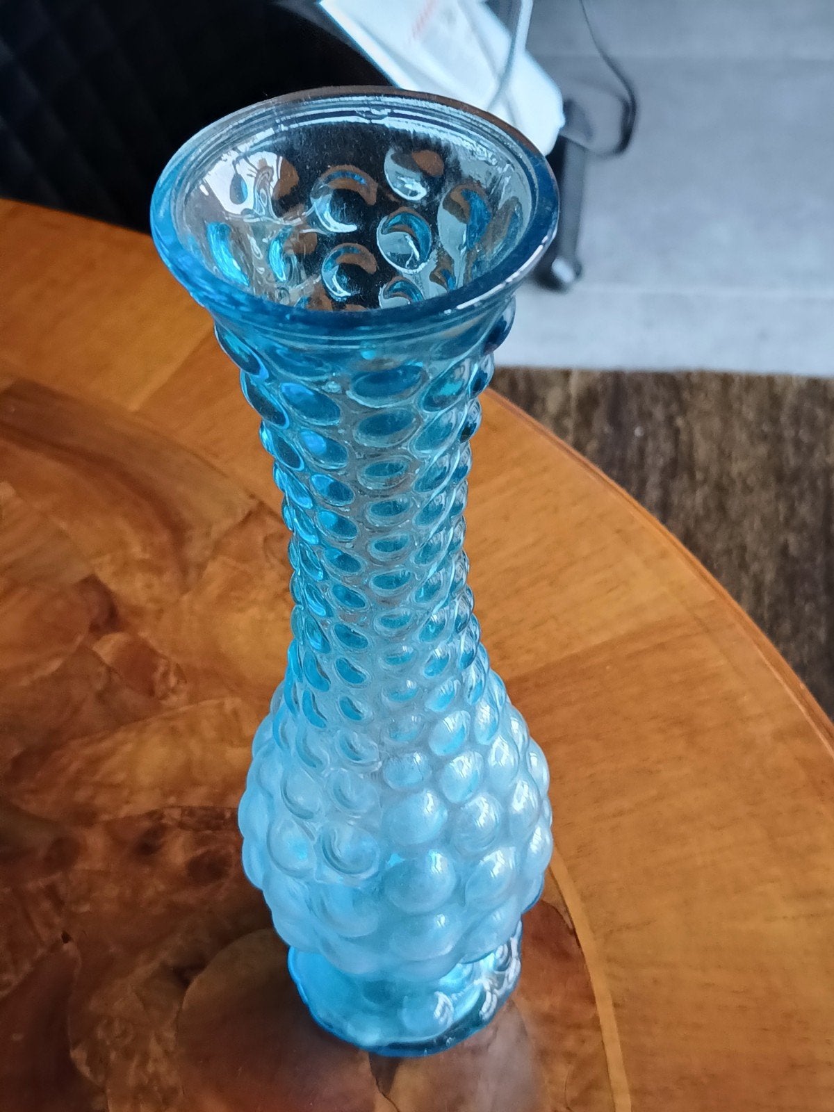 Vintage blauwe glazen vaas met bolletjesreliëf, Ophalen of Verzenden