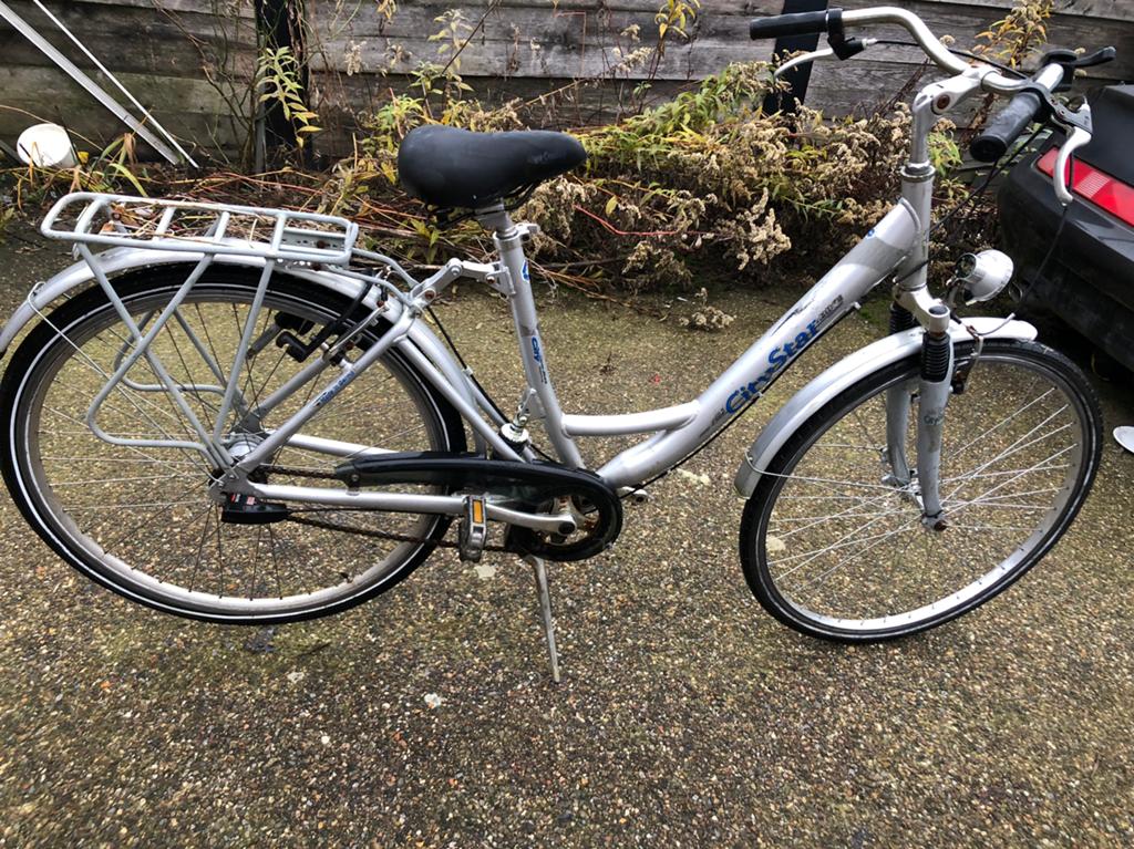 Damesfıets alu star, Ophalen, Zo goed als nieuw, Versnellingen
