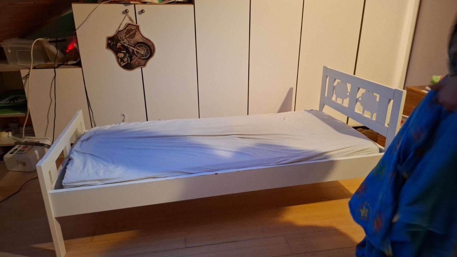 lit enfant 160 x 70 cm + barriere amovible + matelas + draps, Matelas, 70 à 85 cm, Enlèvement, Utilisé