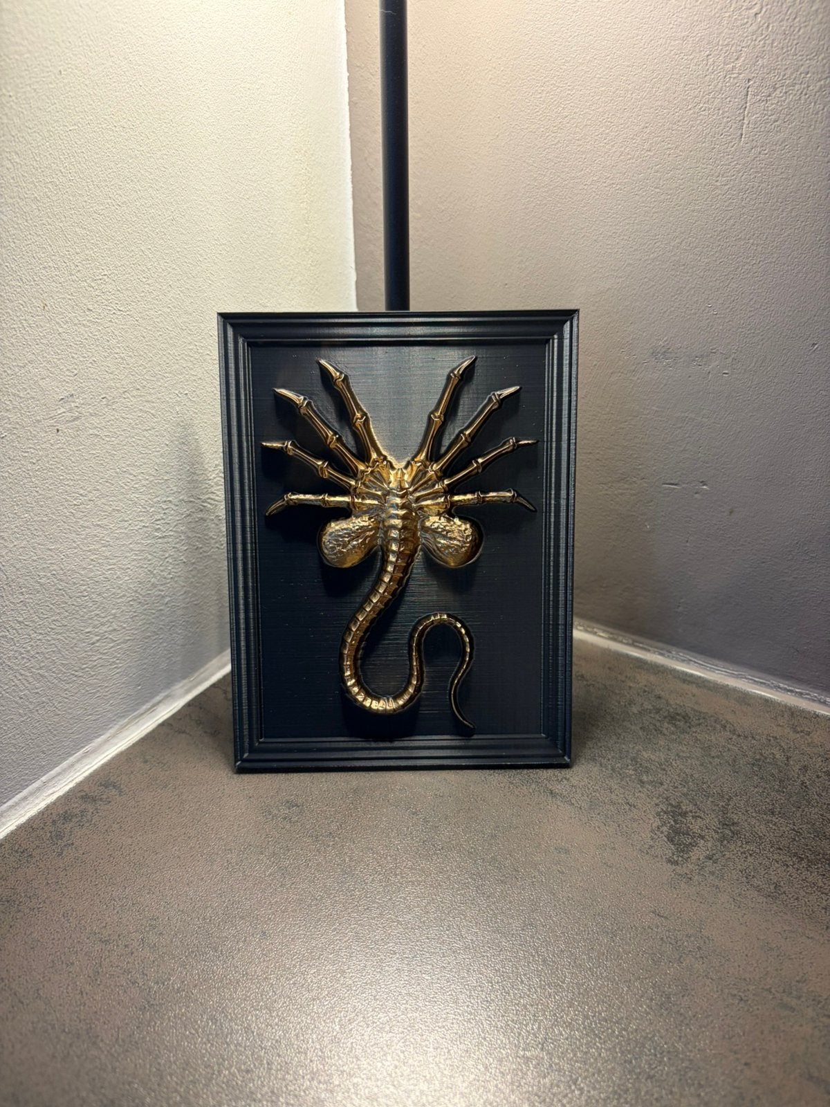 Miniature Relief Sculpture - Alien: Facehugger, Enlèvement ou Envoi, Neuf, Film, Statue, Réplique ou Modèle