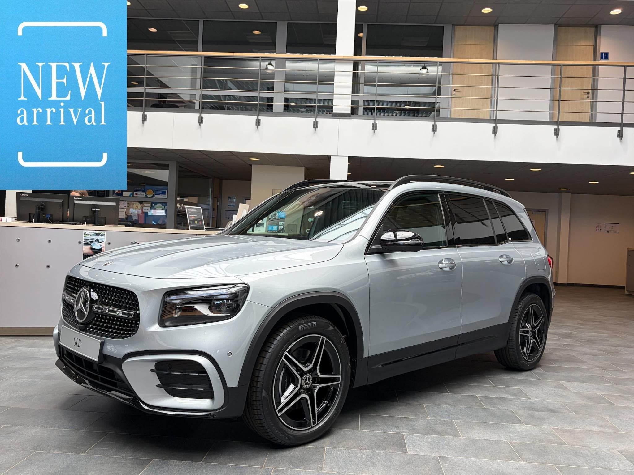 Mercedes-Benz GLB GLB 180 Star Edition Nieuwe wagen, Auto's, Mercedes-Benz, Stof, Zwart, 136 pk, Bedrijf
