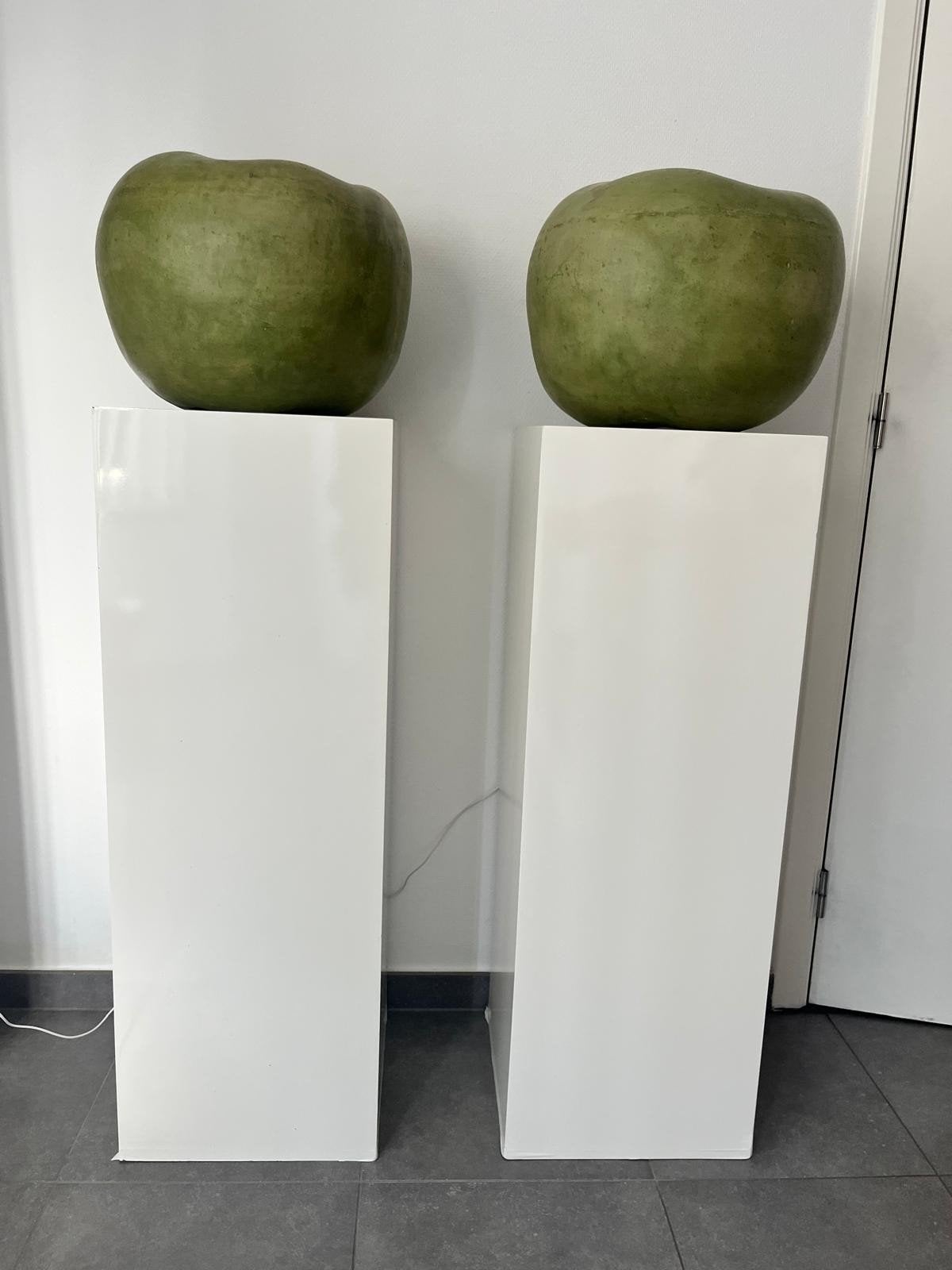 decoratie appels met sokkel, Ophalen