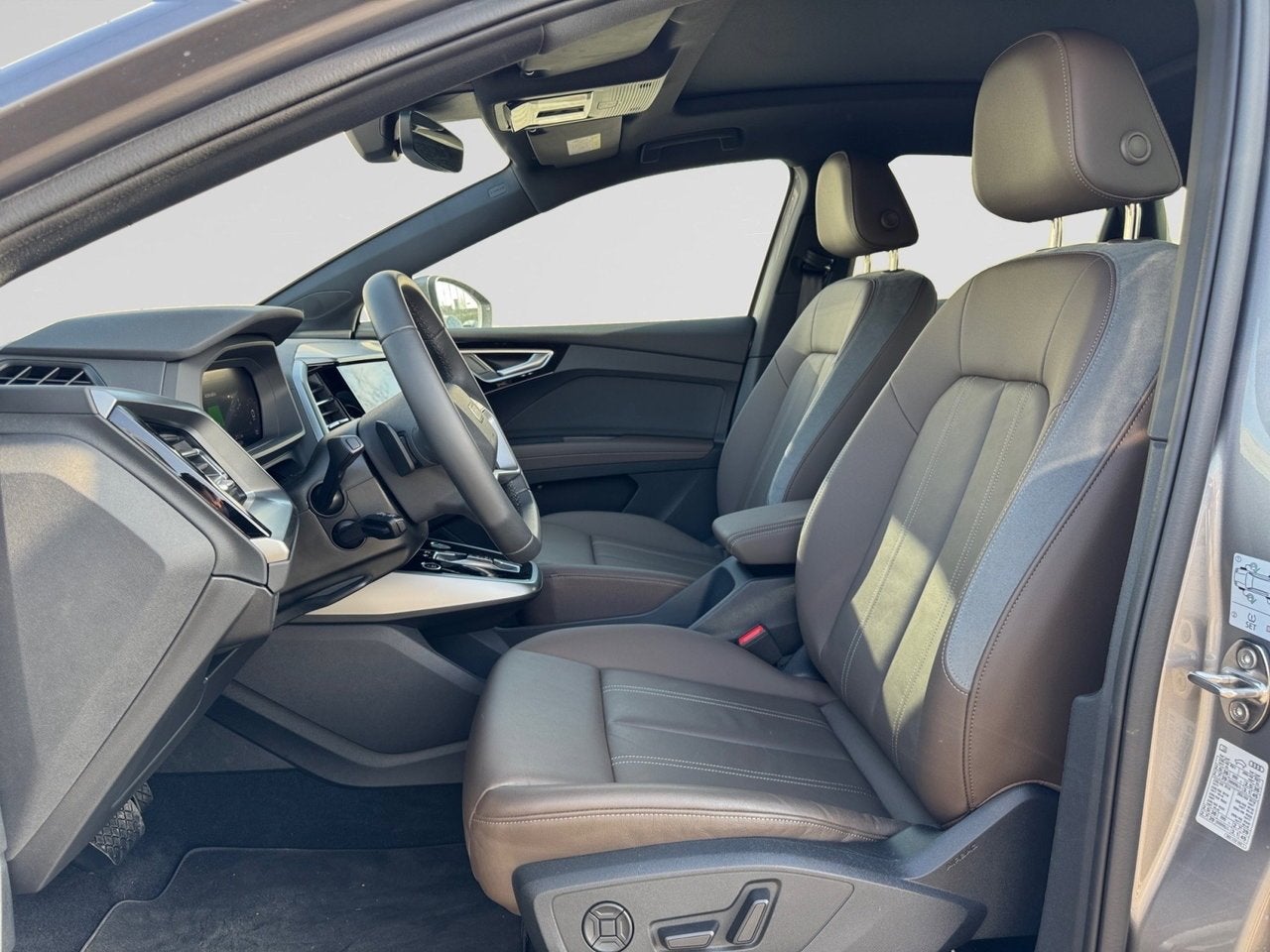 Audi Q4 Sportback e-tron Audi Q4 Sportback S line 40 e-tron, Auto's, Automaat, Elektrisch, SUV of Terreinwagen, Zilver of Grijs