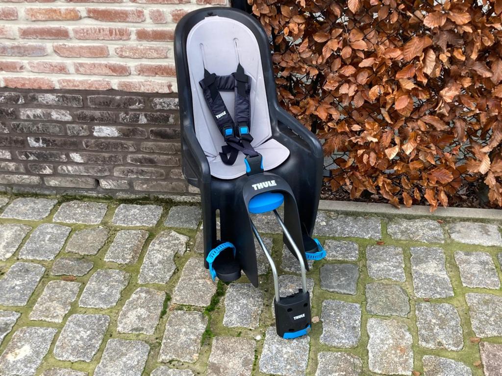 Fietsstoeltje, Fietsen en Brommers, Fietsaccessoires | Fietsstoeltjes, Ophalen, Achterzitje, Gebruikt, Voetsteuntjes