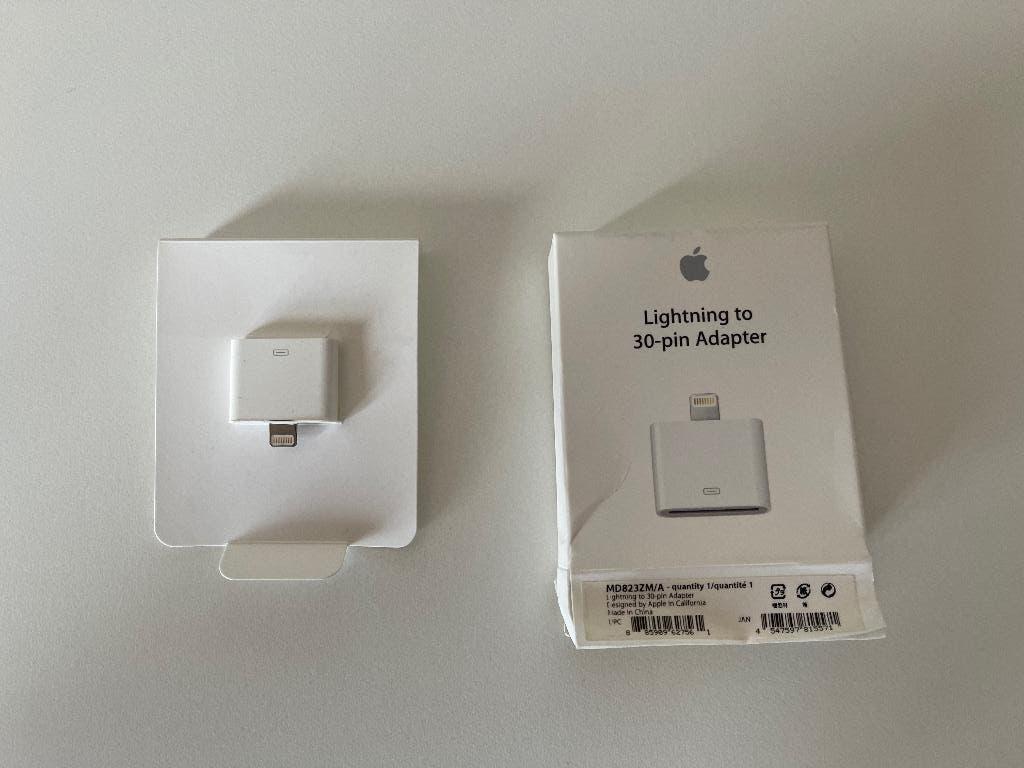 Originele Apple Lightning naar 30 pin adapter, Ophalen, Zo goed als nieuw, Telefoonhanger of Accessoire, Apple iPhone