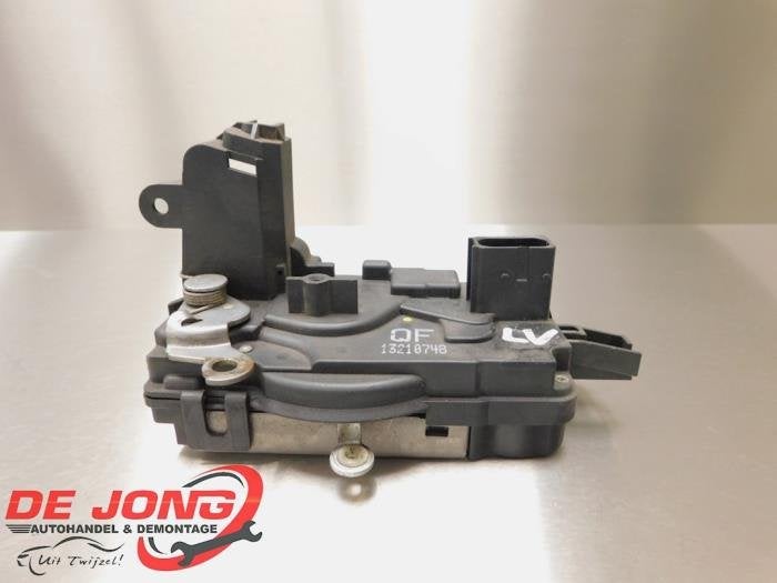 Deurslot Mechaniek 4Deurs links-voor van een Opel Astra, Gebruikt, -, -, Opel