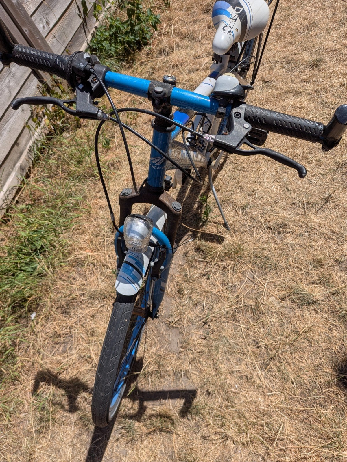 24 inch stoere jongensfiets met bagagedrager, Ophalen, Gebruikt, 24 inch, Handrem